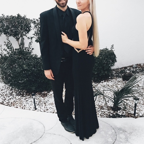 Elegant Black and Tan Halter Formal Wedding Dress - Picture 1 of 13